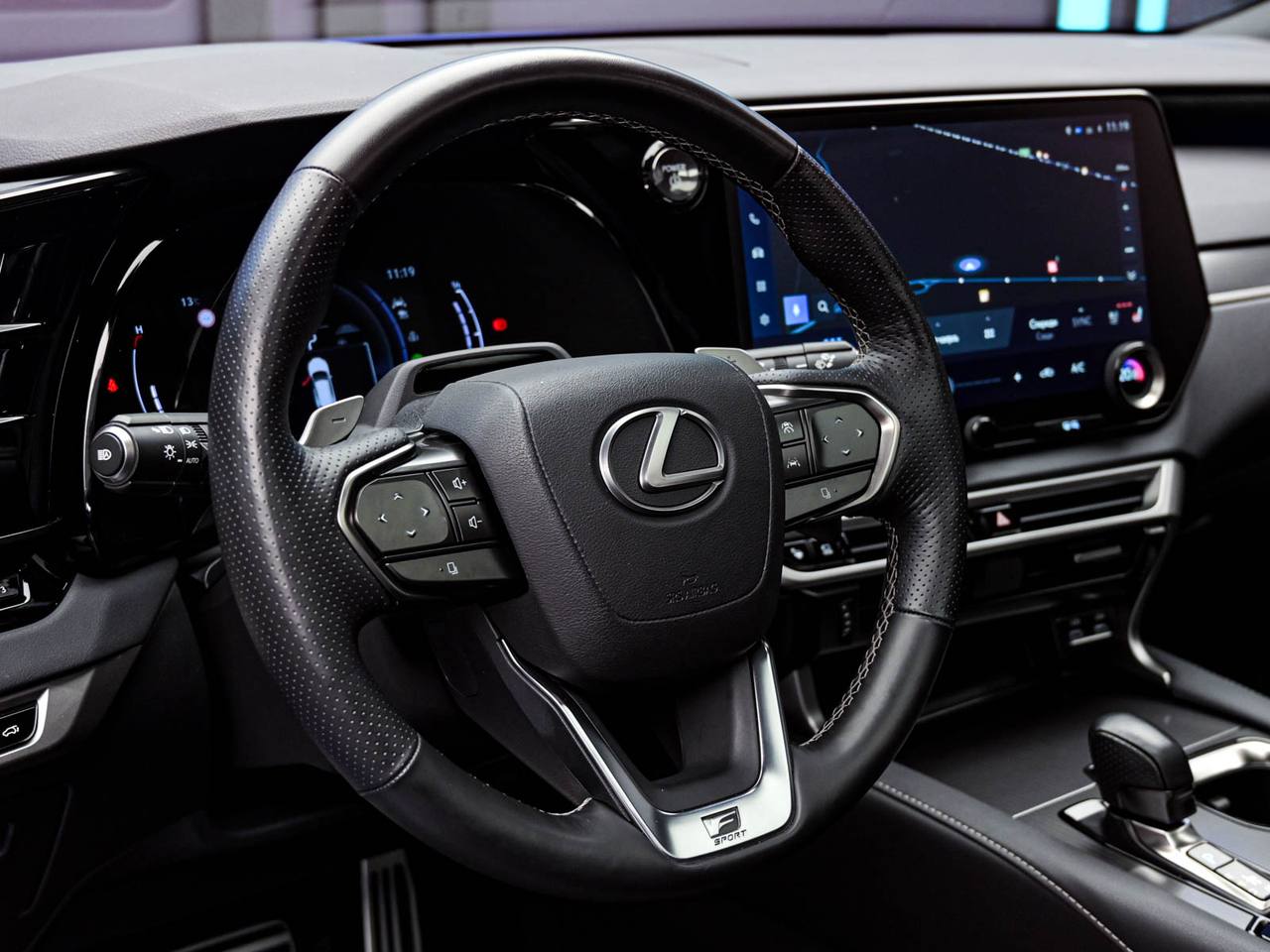 Lexus RX 2024, Гибрид, 25 000 км – фото 52