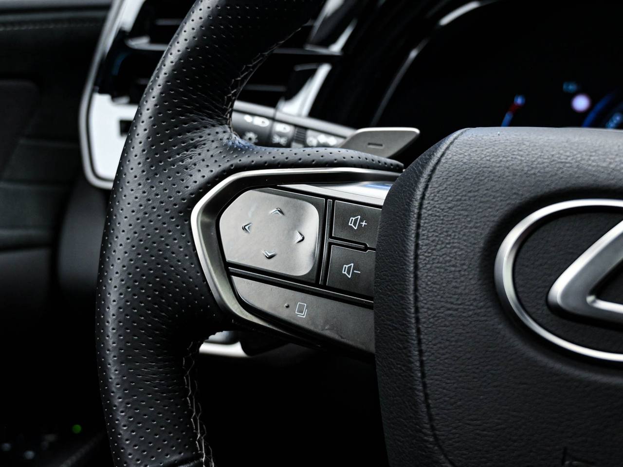 Lexus RX 2024, Гибрид, 25 000 км – фото 63