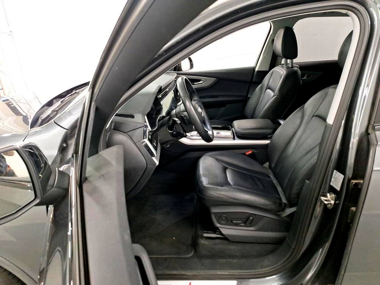 Audi Q7 2022, Plug-in Hybrid, 131 000 km - foto 6