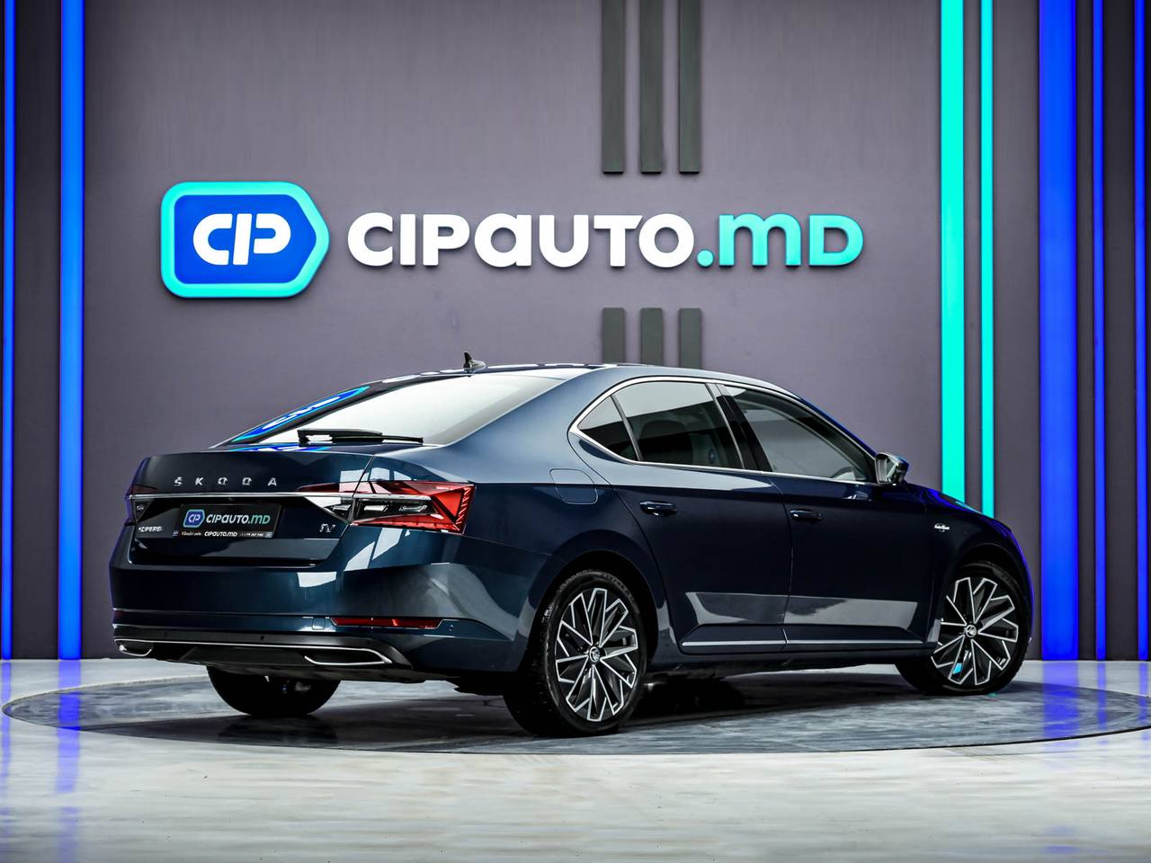 Skoda Superb 2021, Плаг-ин гибрид, 136 000 км – фото 3