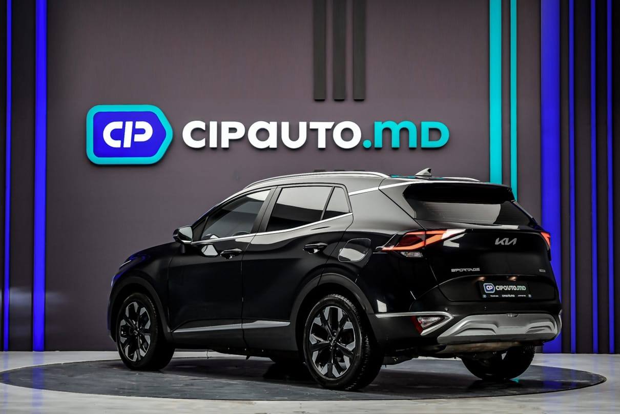 Kia Sportage 2023, Plug-in Hybrid, 131 000 km - foto 2