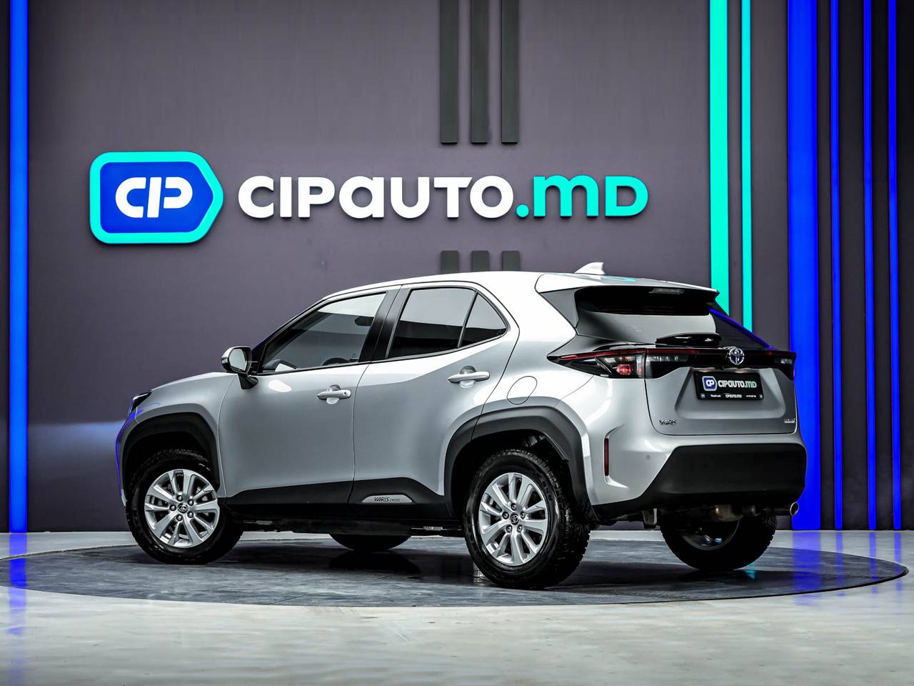 Toyota Yaris CROSS 2023, Hibrid, 27 000 km – foto 2