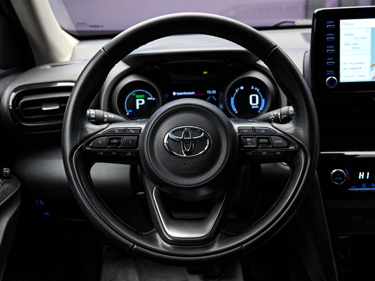 Toyota Yaris CROSS 2023, Hibrid, 27 000 km – foto 9
