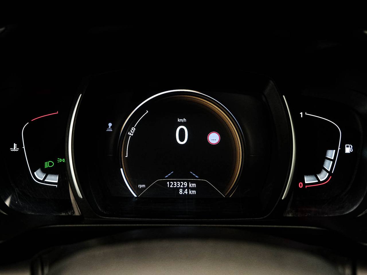 Renault KADJAR 2016, Benzină, 123 000 km - foto 8