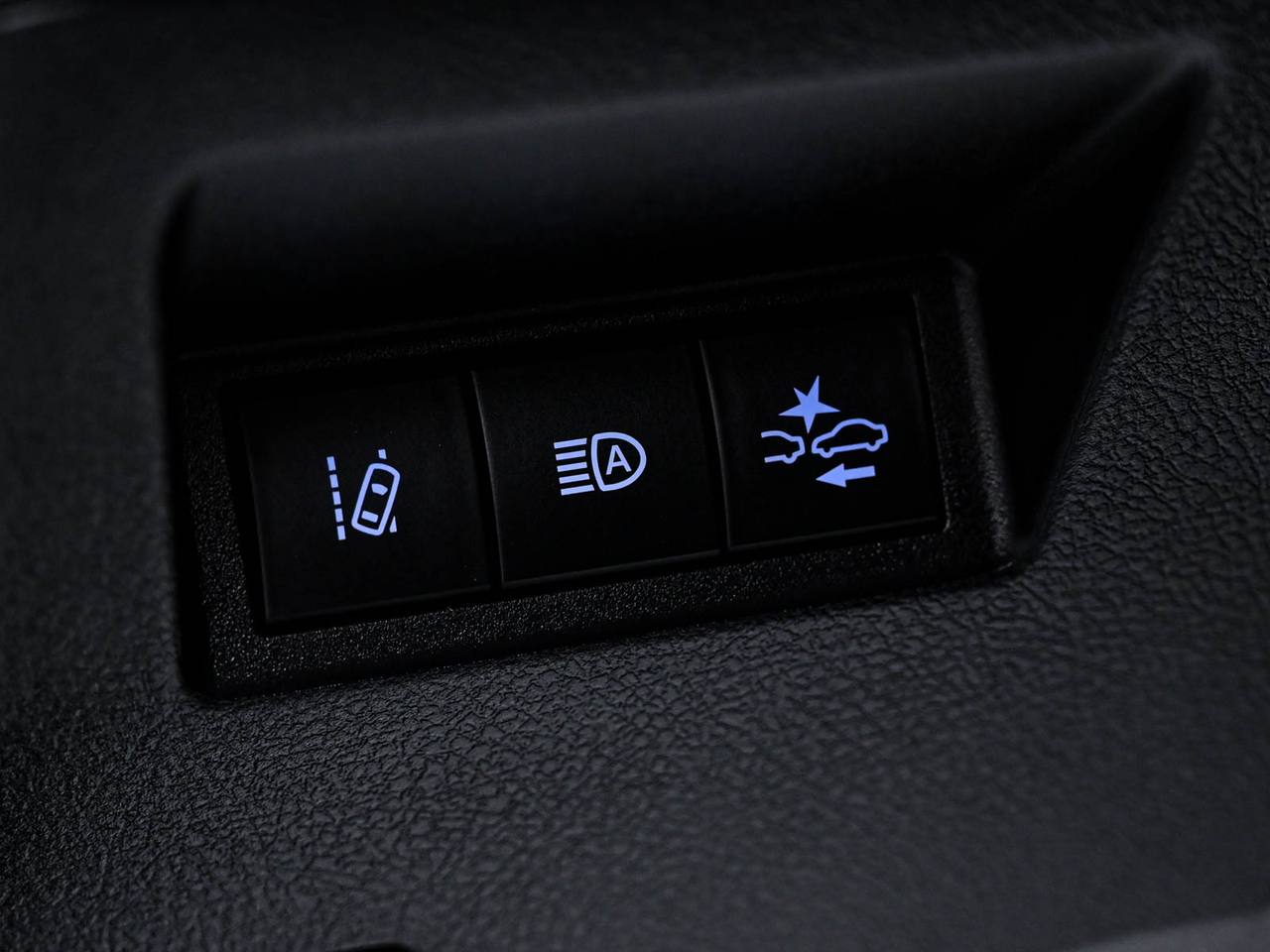 Toyota Yaris 2018, Hibrid, 97 000 km – foto 13