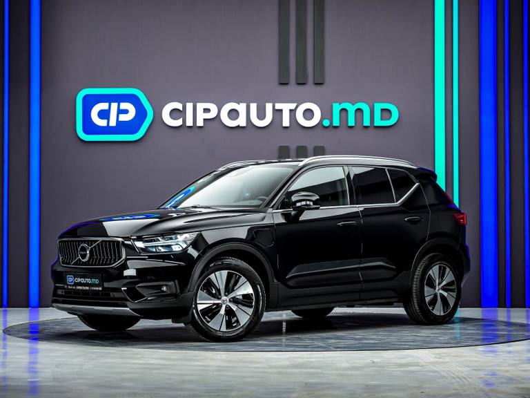 Volvo XC40 2021, Plug-in Hybrid, 104 000 km – foto 1