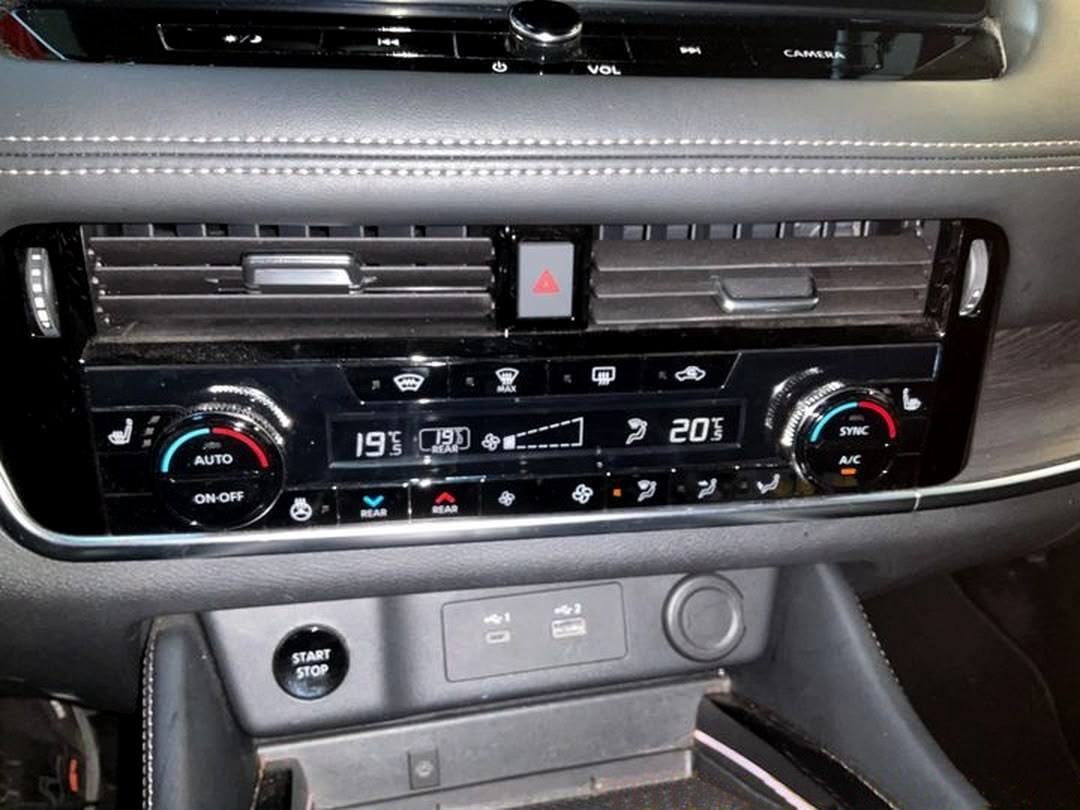 Nissan X-Trail 2023, Гибрид, 55 000 км - фото 9
