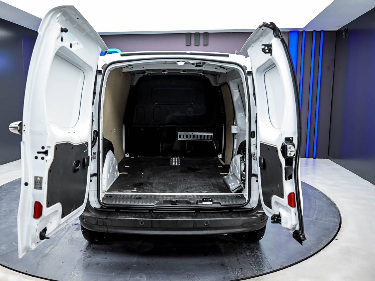 Renault Kangoo MAXI 2020, Diesel, 138 000 km – foto 12