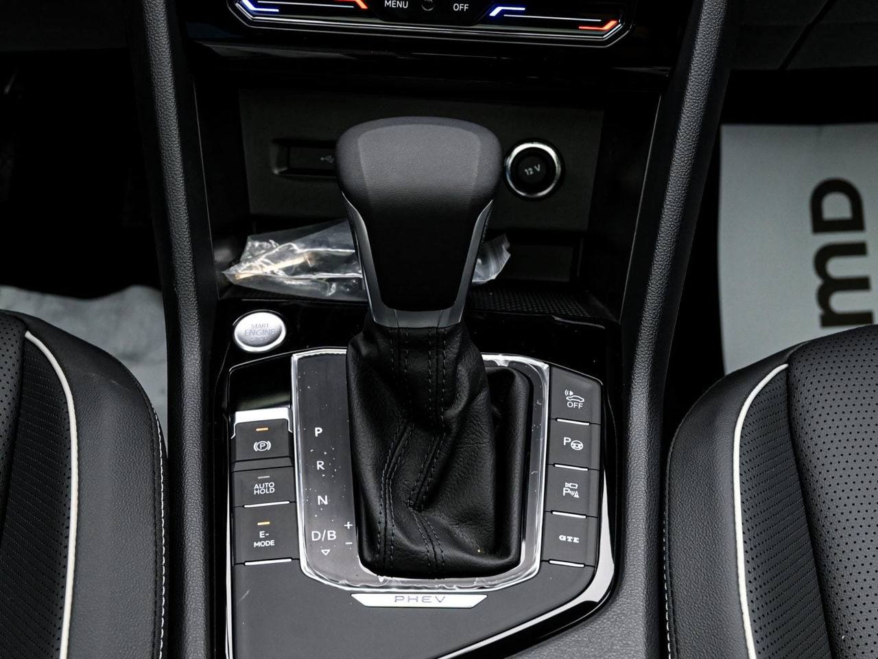 Volkswagen Tiguan 2024, Plug-in Hybrid, 900 km - foto 12