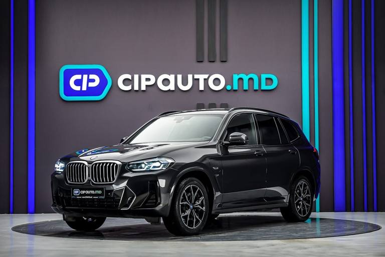 BMW X3 2022, Plug-in Hybrid, 106 000 km - foto 1