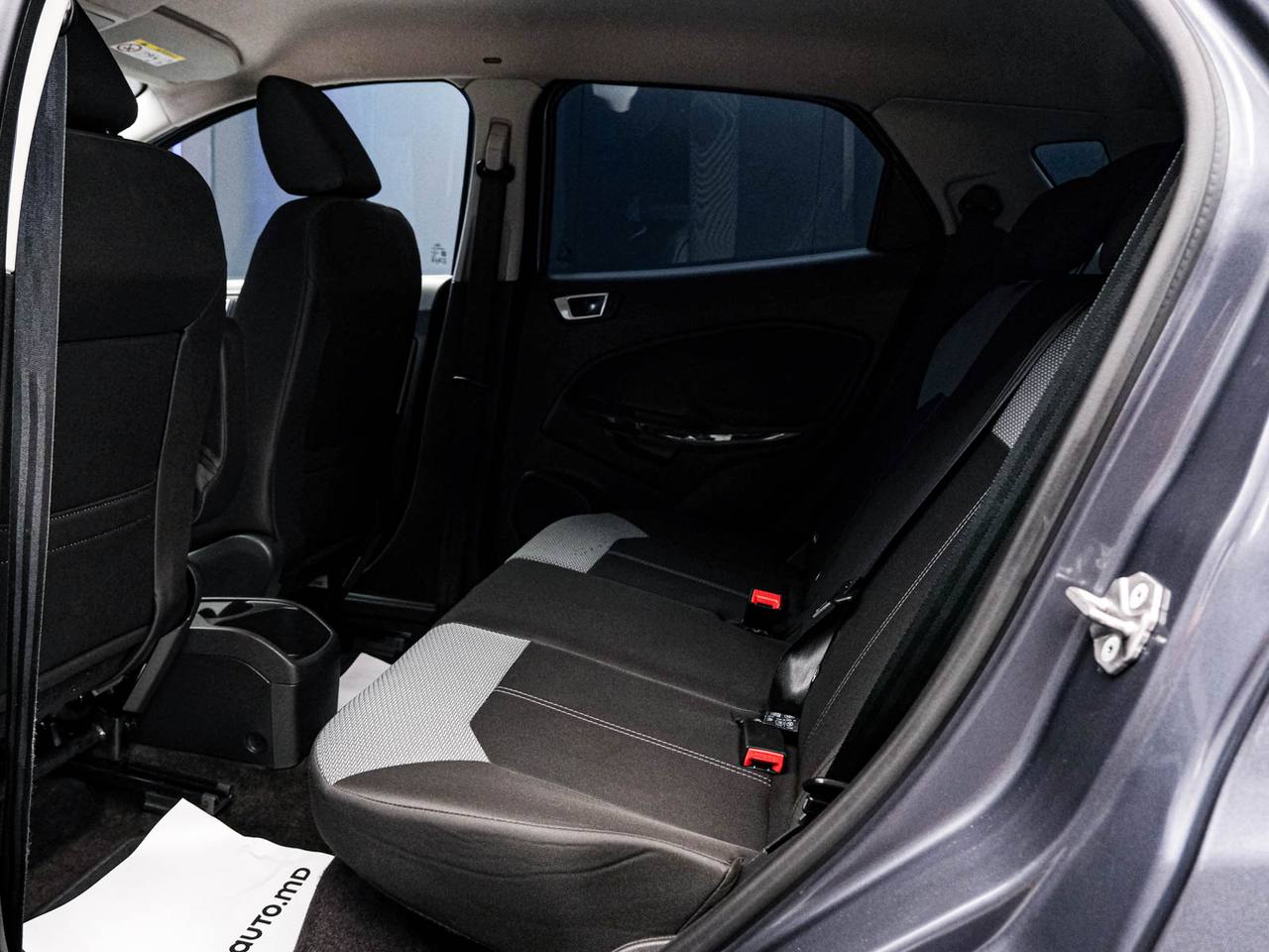 Ford EcoSport 2015, Benzină, 82 000 km - foto 7