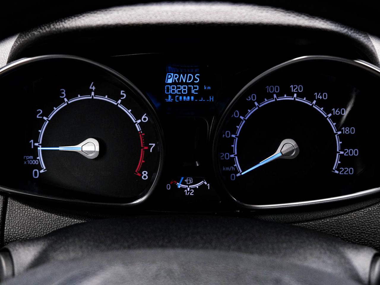 Ford EcoSport 2015, Benzină, 82 000 km - foto 8