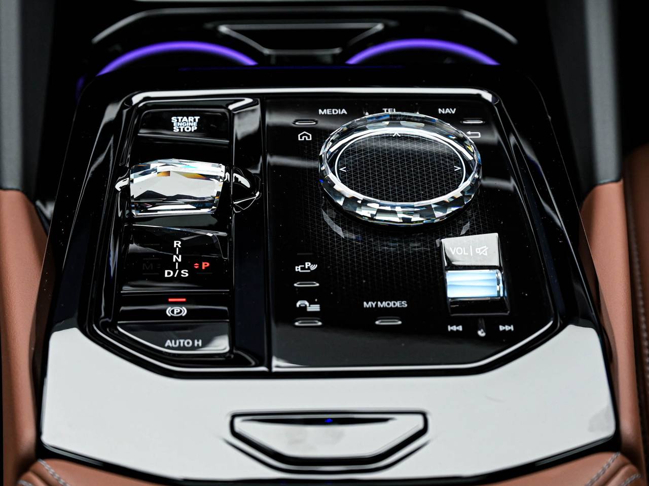 BMW 5 Series 2025, Plug-in Hybrid, 17 000 km – foto 11
