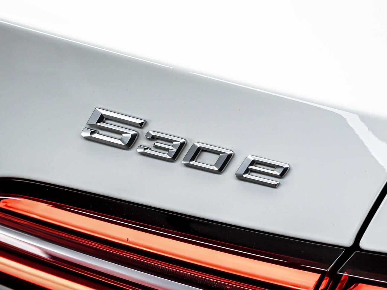 BMW 5 Series 2025, Plug-in Hybrid, 17 000 km – foto 28
