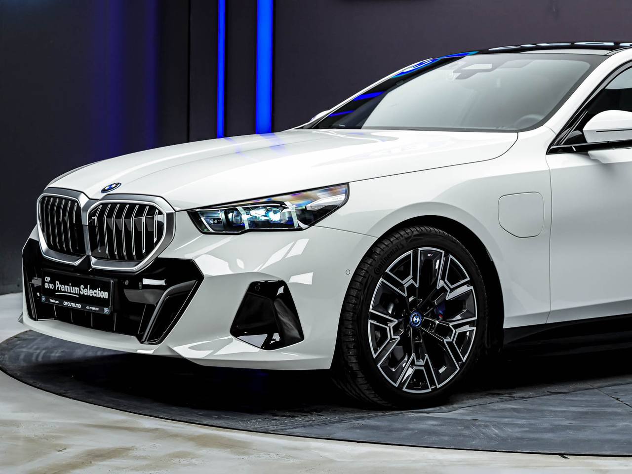 BMW 5 Series 2025, Plug-in Hybrid, 17 000 km – foto 31