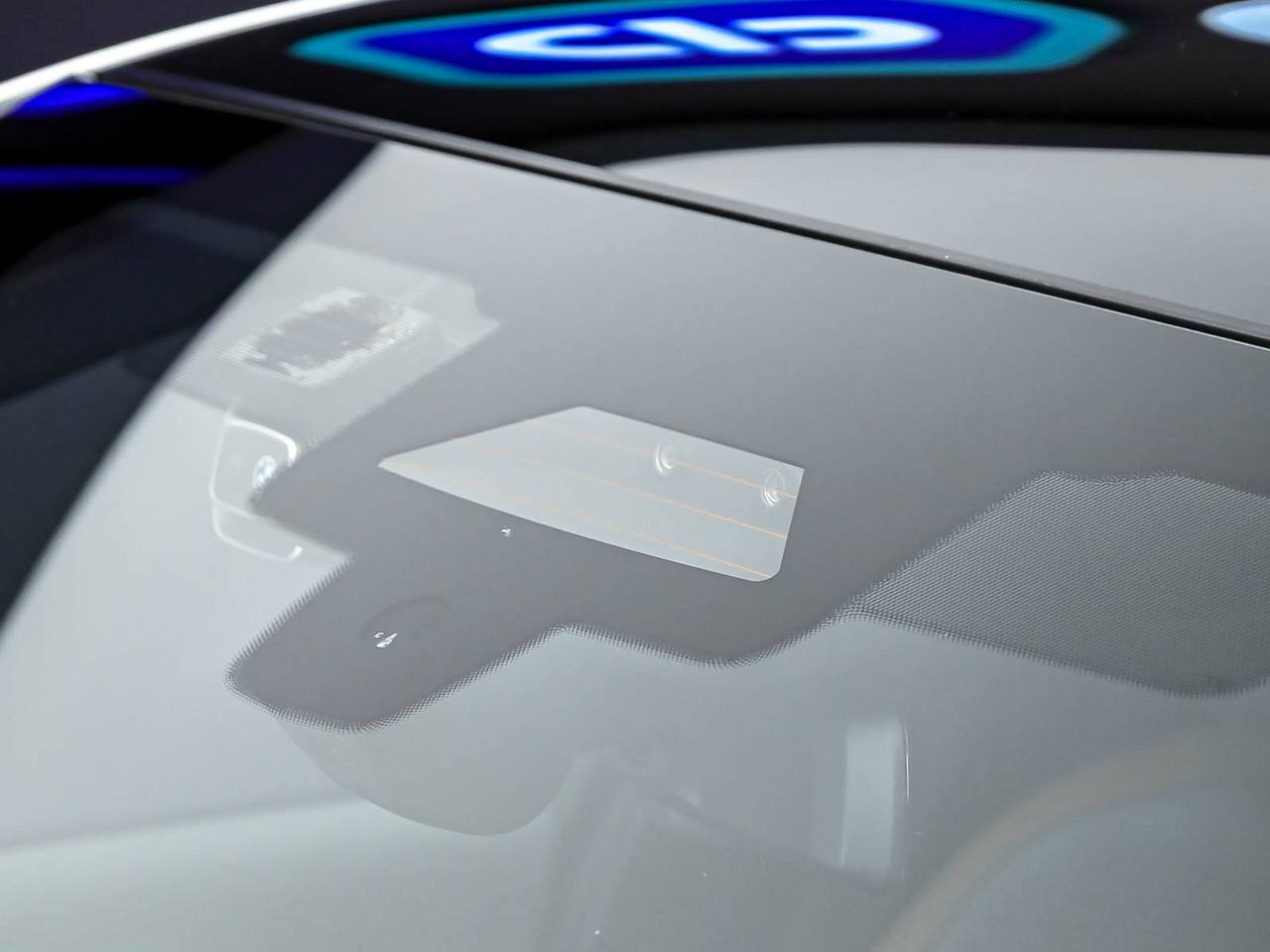 BMW 5 Series 2025, Plug-in Hybrid, 17 000 km – foto 35
