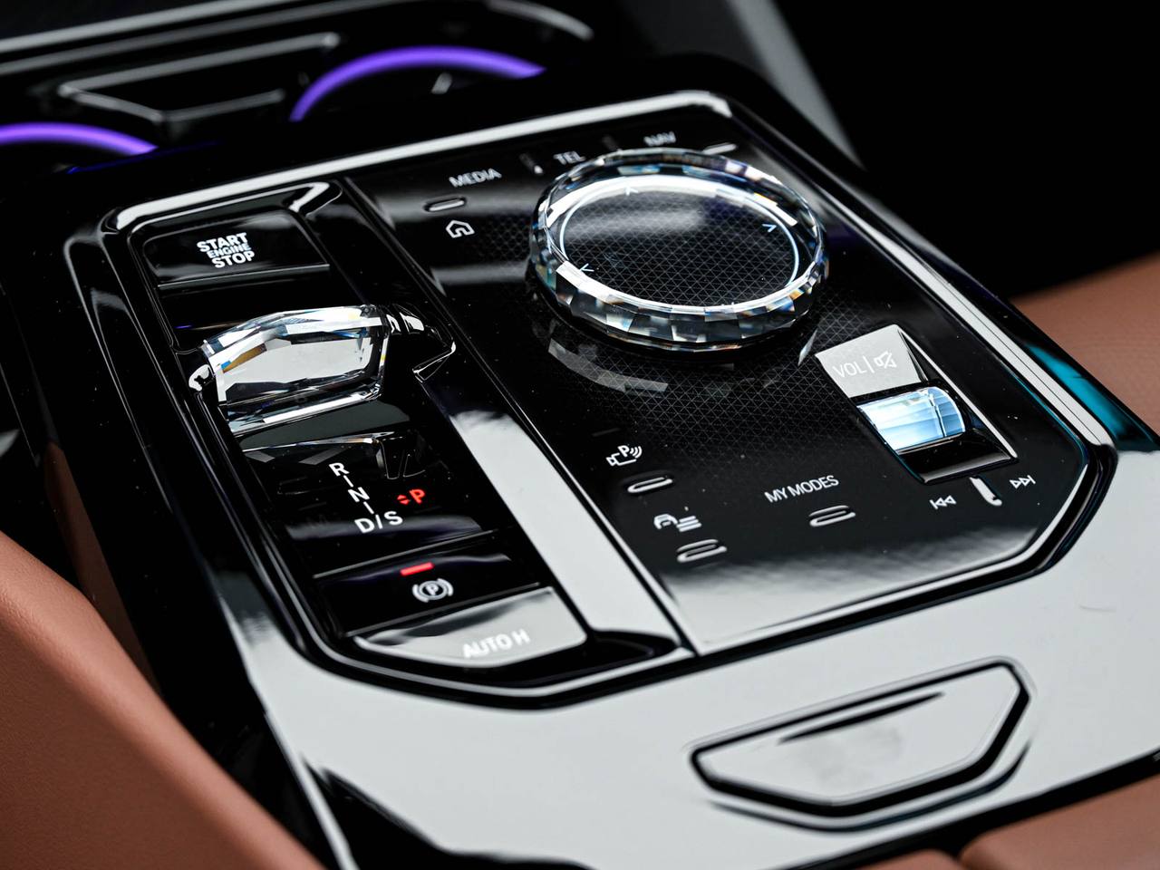 BMW 5 Series 2025, Plug-in Hybrid, 17 000 km – foto 60