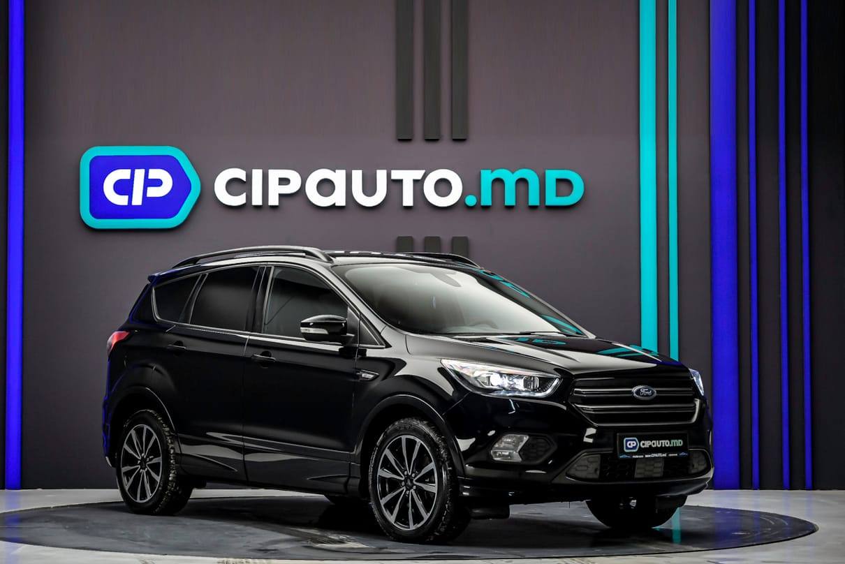 Ford Kuga 2017, Diesel, 247 000 km – foto 4