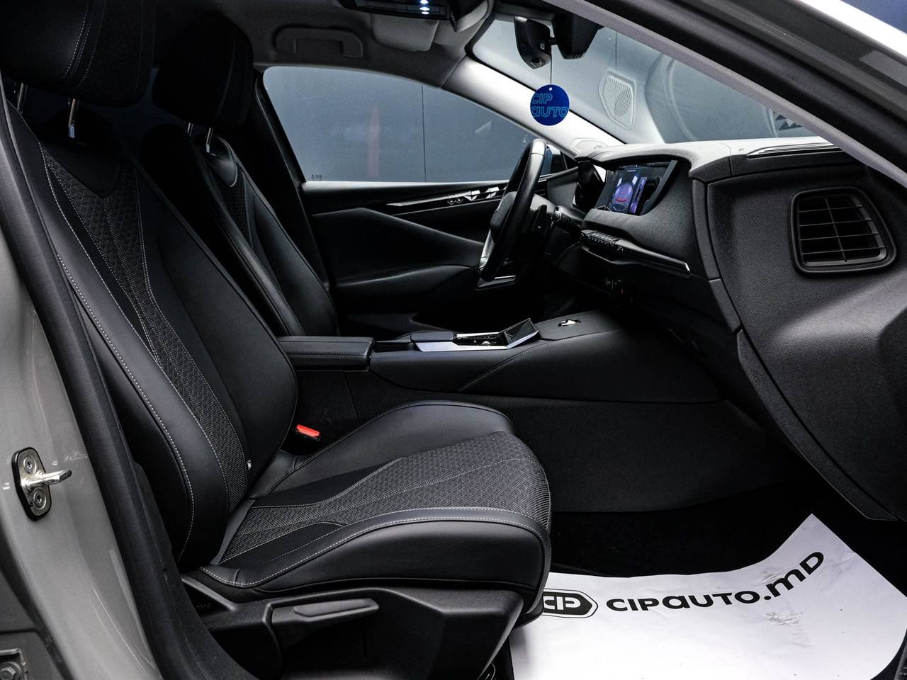 DS Automobiles DS 4 2022, Plug-in Hybrid, 75 000 km – foto 6