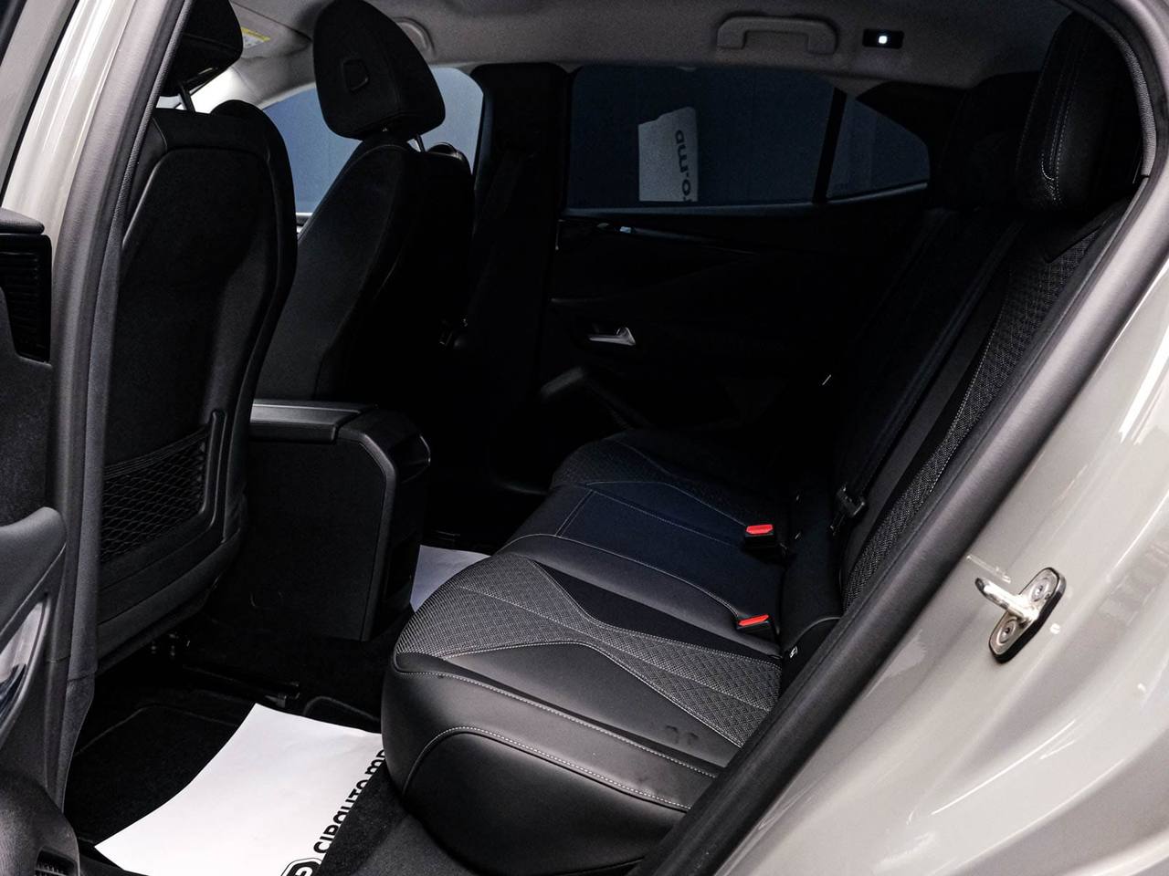 DS Automobiles DS 4 2022, Plug-in Hybrid, 75 000 km – foto 7