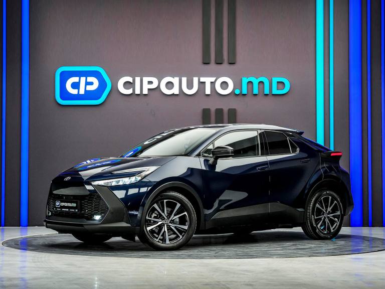 Toyota C-HR 2024, Plug-in Hybrid, 16 000 km – foto 1