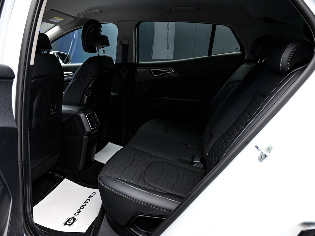 Kia Sportage 2022, Plug-in Hybrid, 107 000 km – foto 7