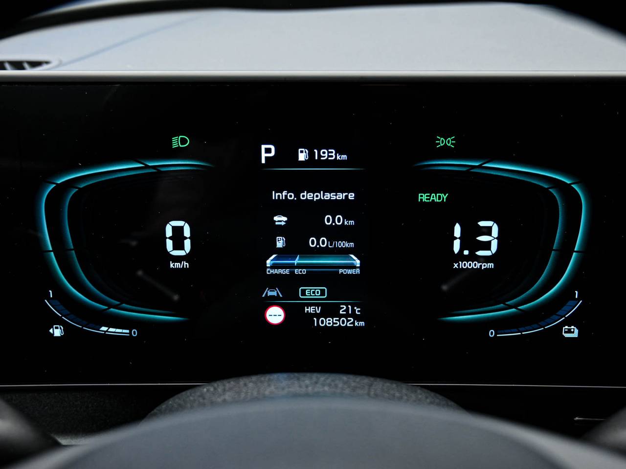 Kia Sportage 2022, Plug-in Hybrid, 107 000 km – foto 8
