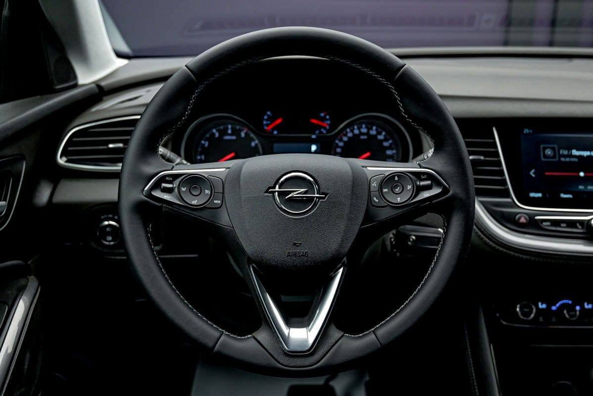 Opel Grandland X 2021, Diesel, 159 000 km – foto 8