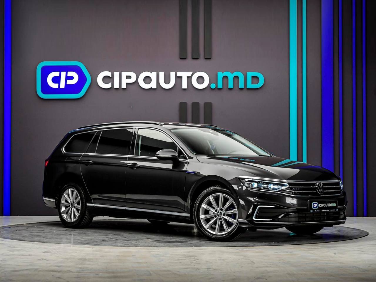 Volkswagen Passat 2022, Plug-in Hybrid, 149 000 km – foto 4