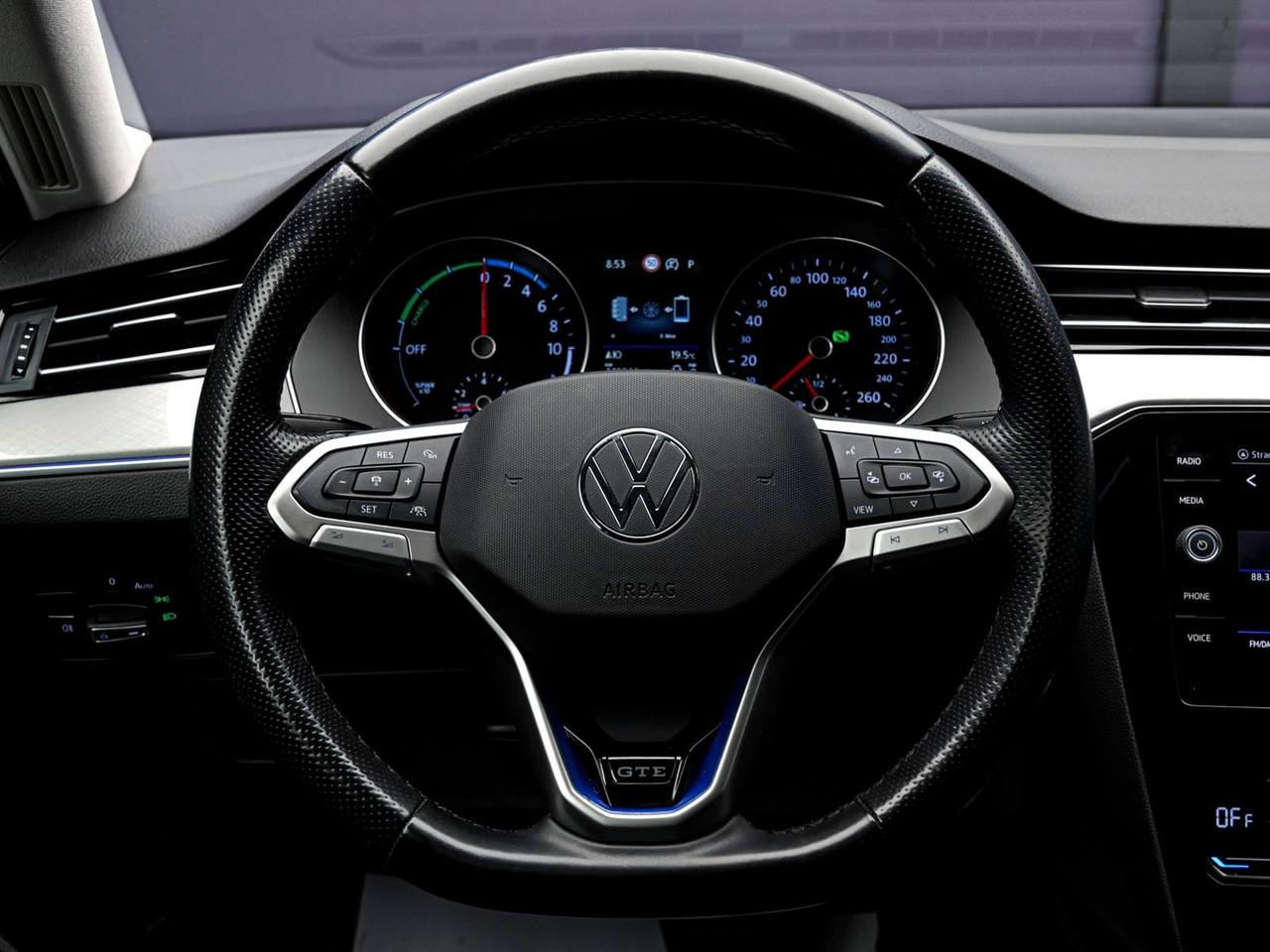 Volkswagen Passat 2022, Plug-in Hybrid, 149 000 km – foto 9