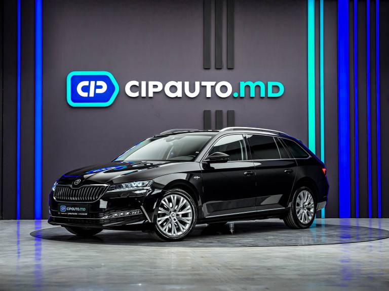 Skoda Superb 2021, Plug-in Hybrid, 122 000 km – foto 1