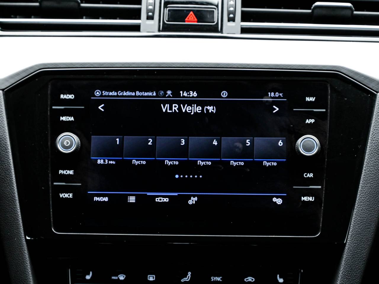 Volkswagen Passat 2022, Plug-in Hybrid, 129 000 km – foto 10