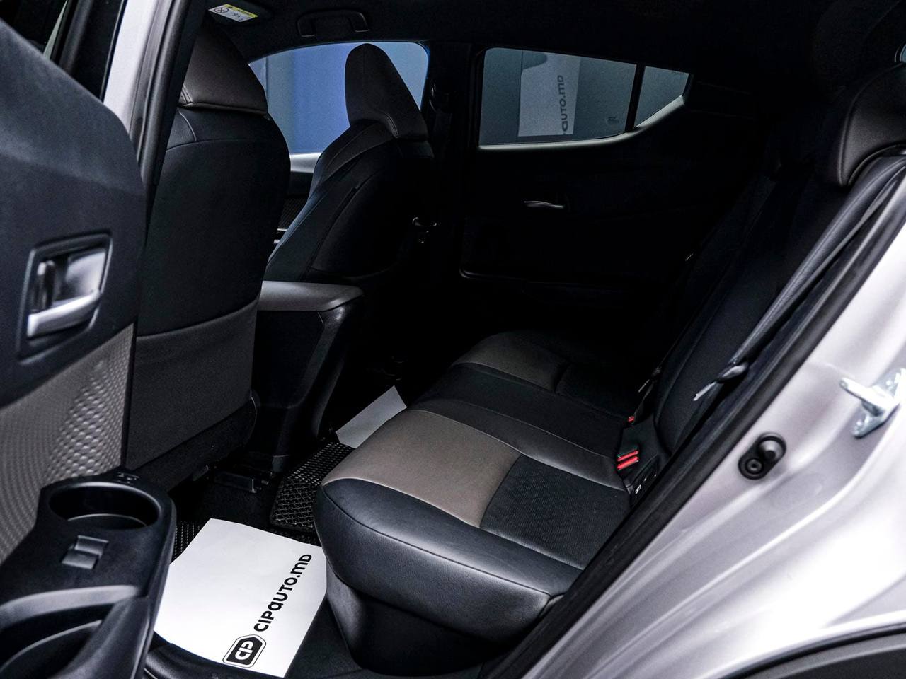 Toyota C-HR 2021, Hibrid, 124 000 km – foto 7