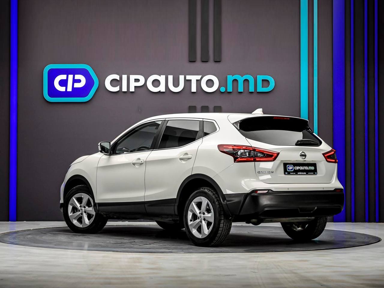 Nissan Qashqai 2017, Diesel, 257 000 km – foto 2