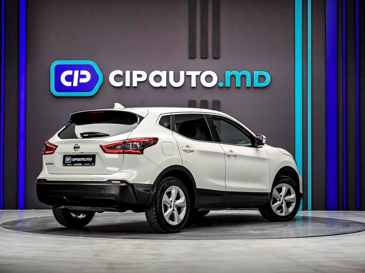 Nissan Qashqai 2017, Diesel, 257 000 km – foto 3