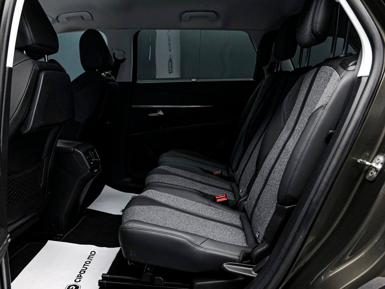 Peugeot 5008 2020, Diesel, 136 000 km – foto 7