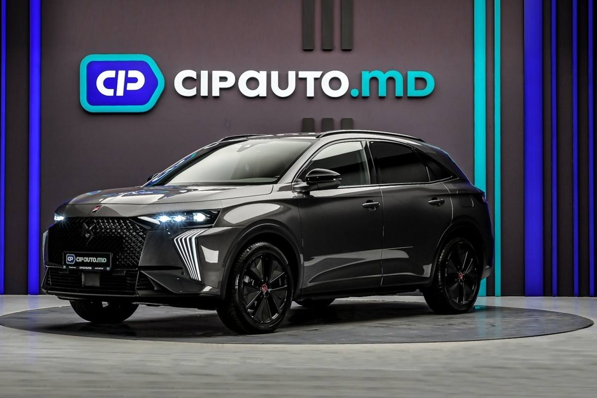 DS Automobiles DS 7 Crossback 2022, Plug-in Hybrid, 135 000 km – foto 1
