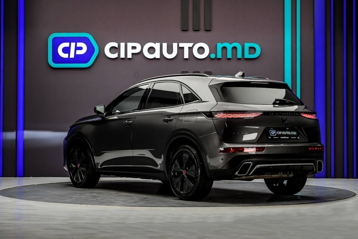 DS Automobiles DS 7 Crossback 2022, Plug-in Hybrid, 135 000 km – foto 2