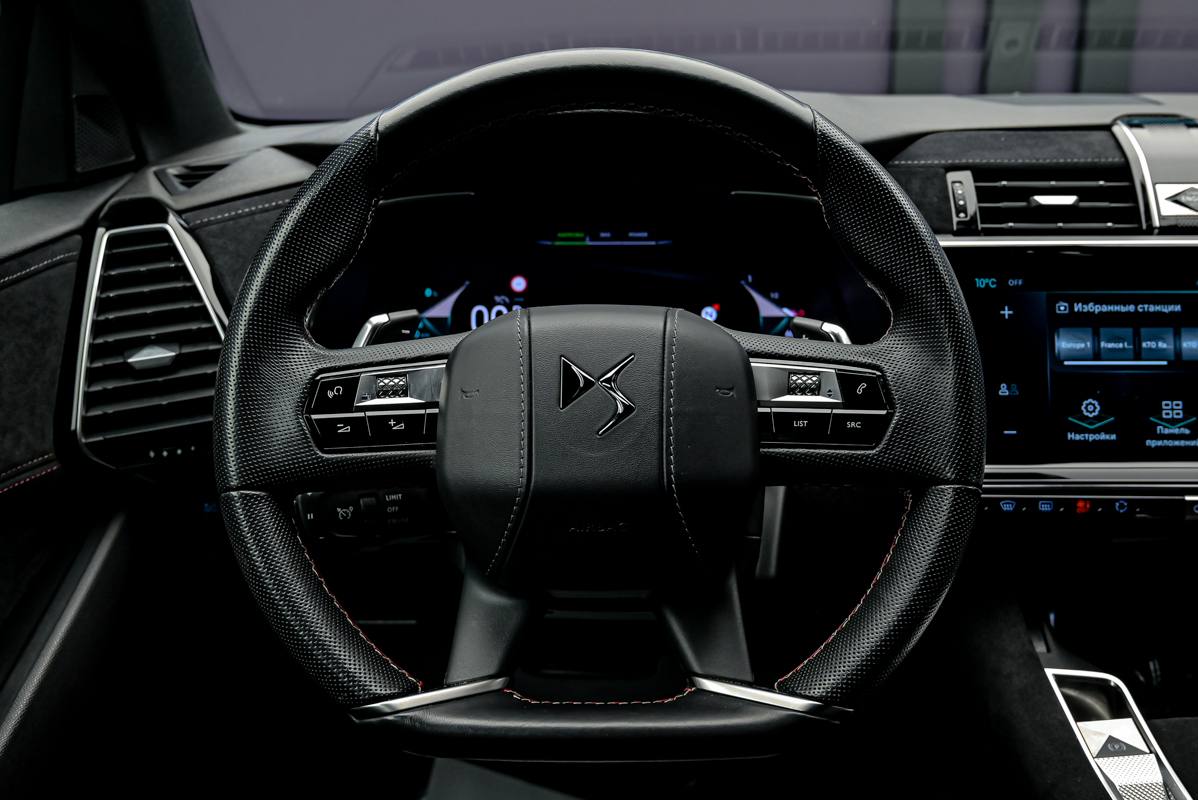 DS Automobiles DS 7 Crossback 2022, Plug-in Hybrid, 135 000 km – foto 9