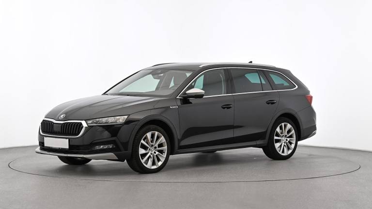 Skoda Octavia 2023, Diesel, 170 000 km – foto 1