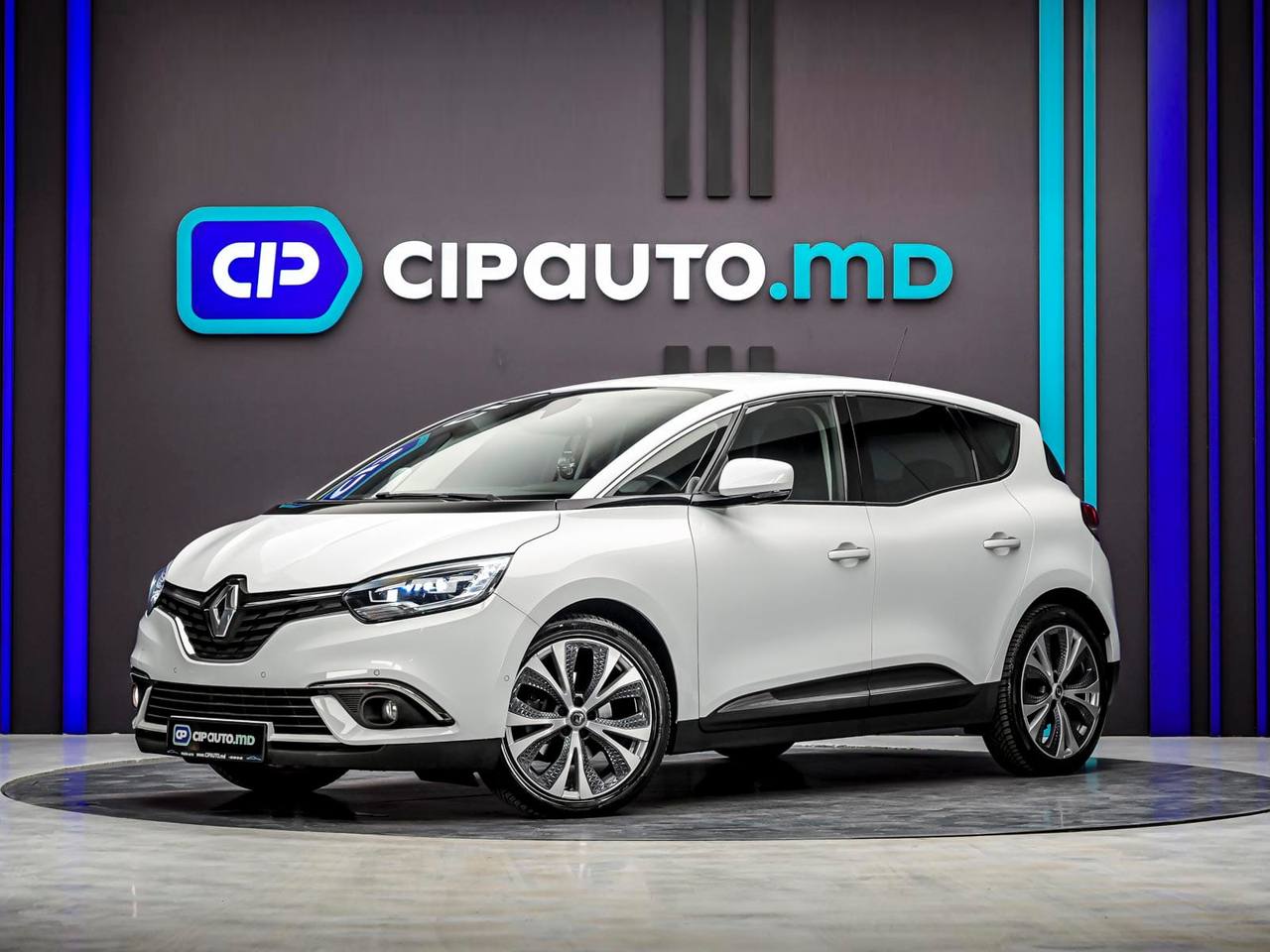 Renault Scenic 2018, Diesel, 150 000 km – foto 1