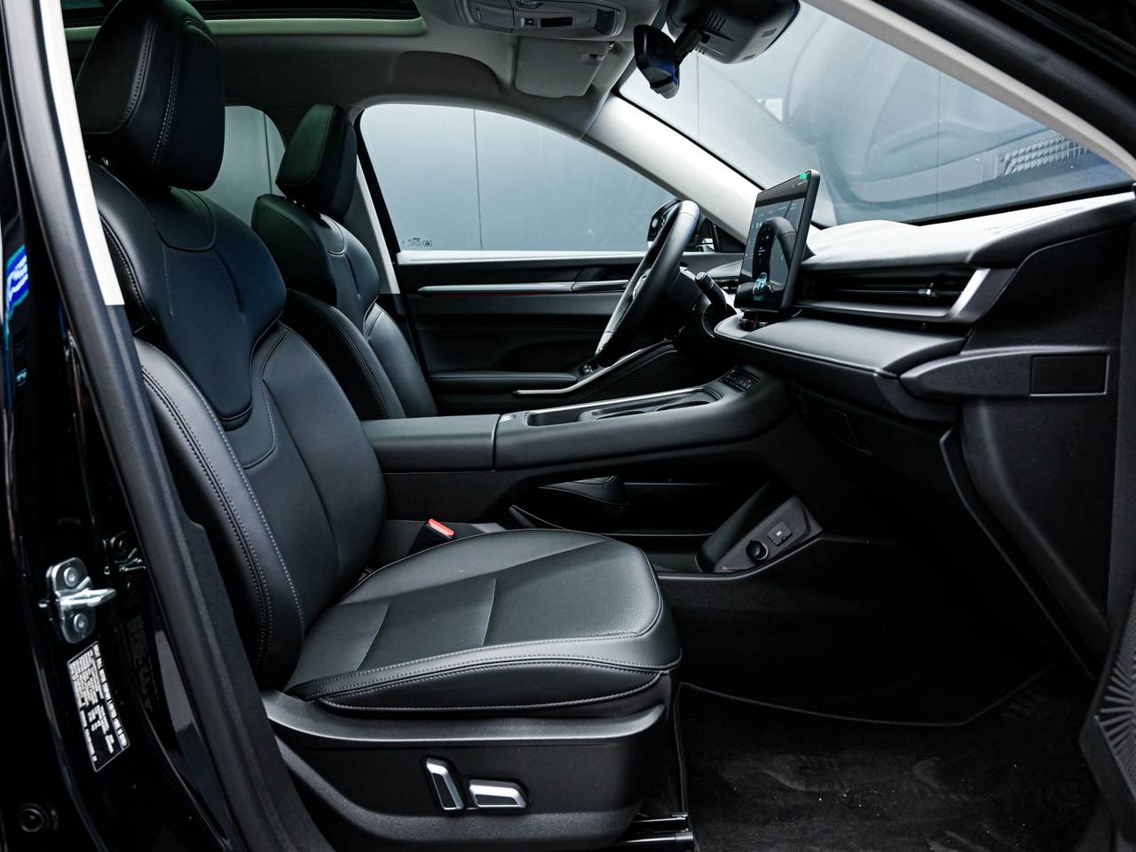 HAVAL H6 2025, Benzină, 9 000 km – foto 6