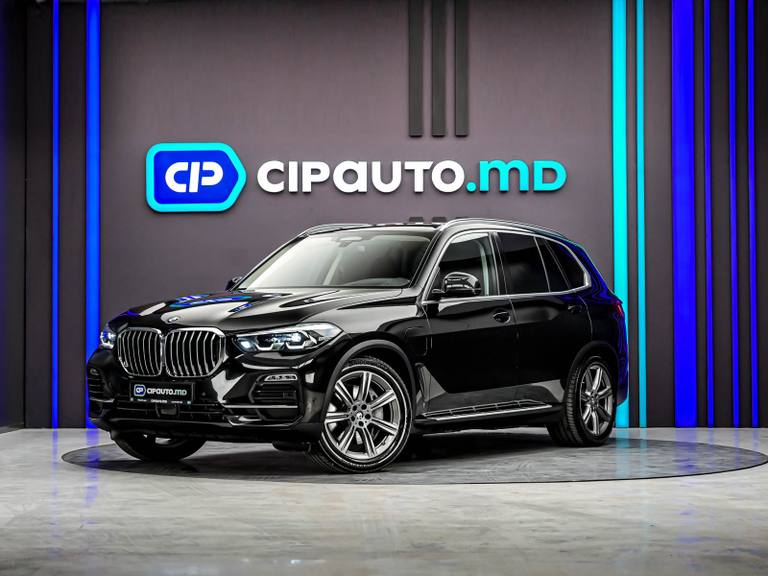 BMW X5 2019, Plug-in Hybrid, 171 000 km – foto 1